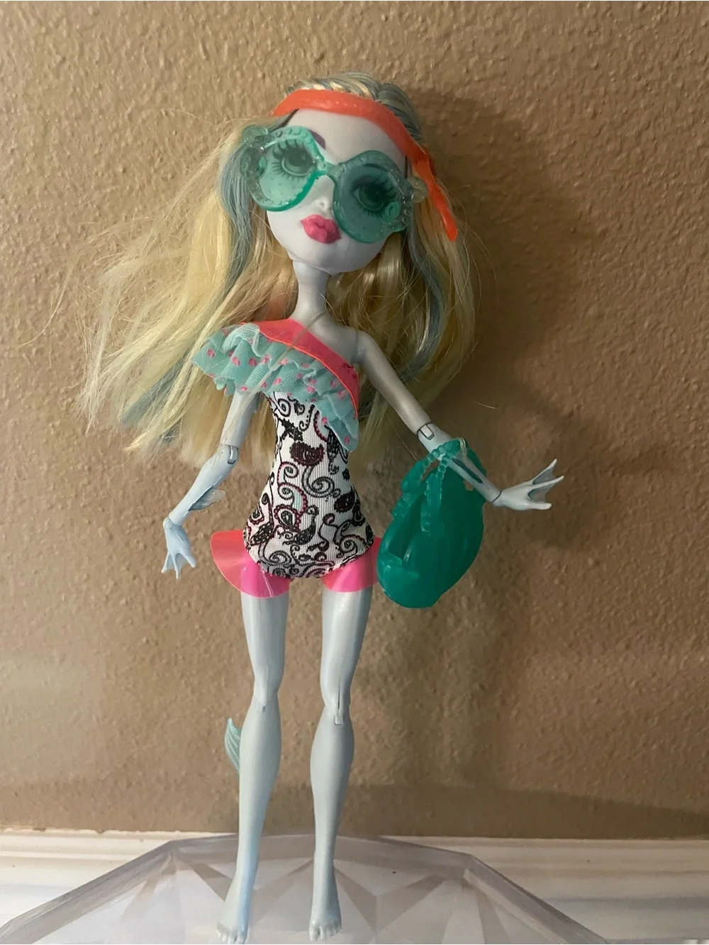 Lagoona Blue Beach Beastie Monster High Doll
